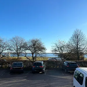 Oceanic & Trendy Two Bedroom With Free Parking Helsinki